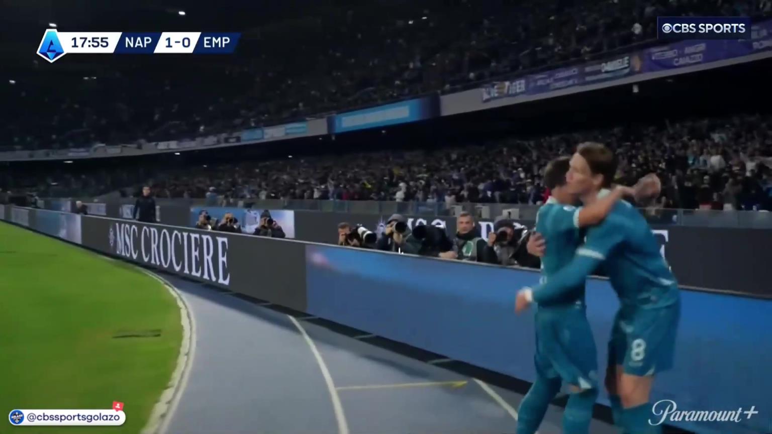 完美進(jìn)球！麥克托米奈中場帶球一條龍外圍勁射破門！