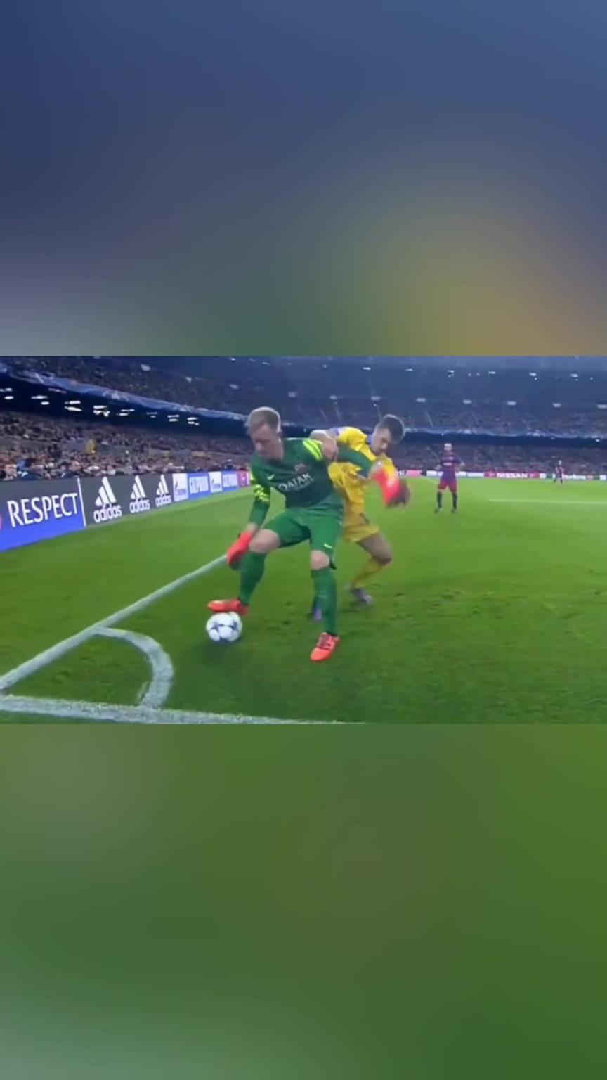 特爾施特根：老子的護(hù)球像亨利！誰來了也不好使！