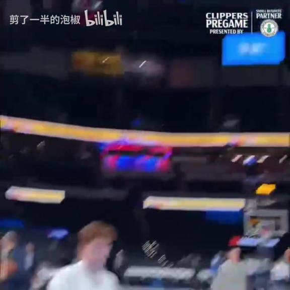 寶藏球員！你覺得小瓊斯能延續(xù)去年季后賽的亮眼表現(xiàn)嗎？