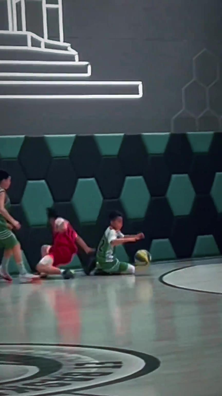 有一種默契叫做從小一起長(zhǎng)大！