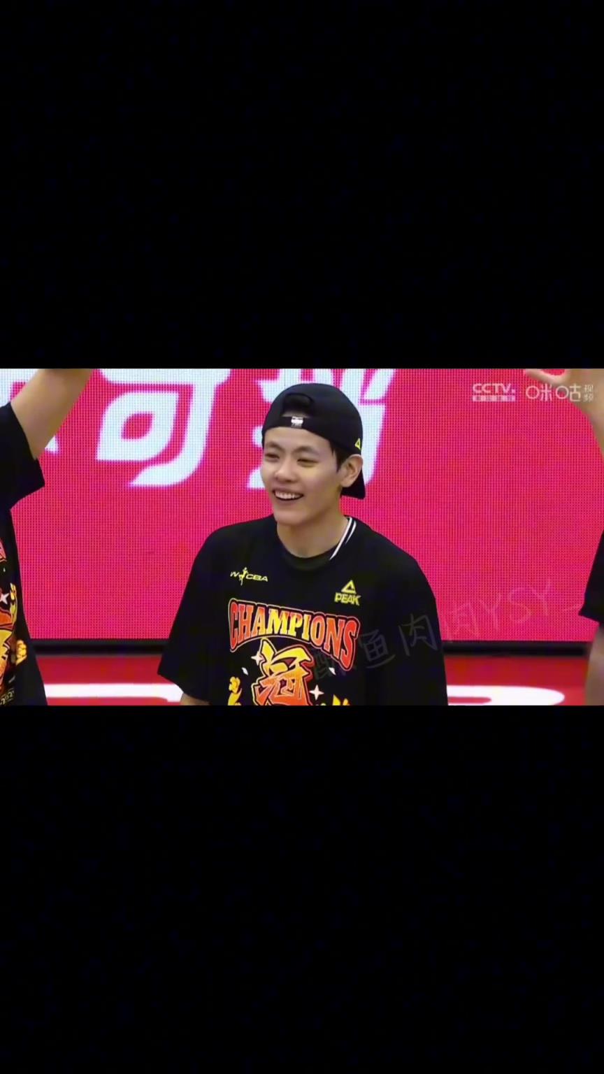 以小搏大以弱勝?gòu)?qiáng) ；從不被看好，到站到最高的領(lǐng)獎(jiǎng)臺(tái)...